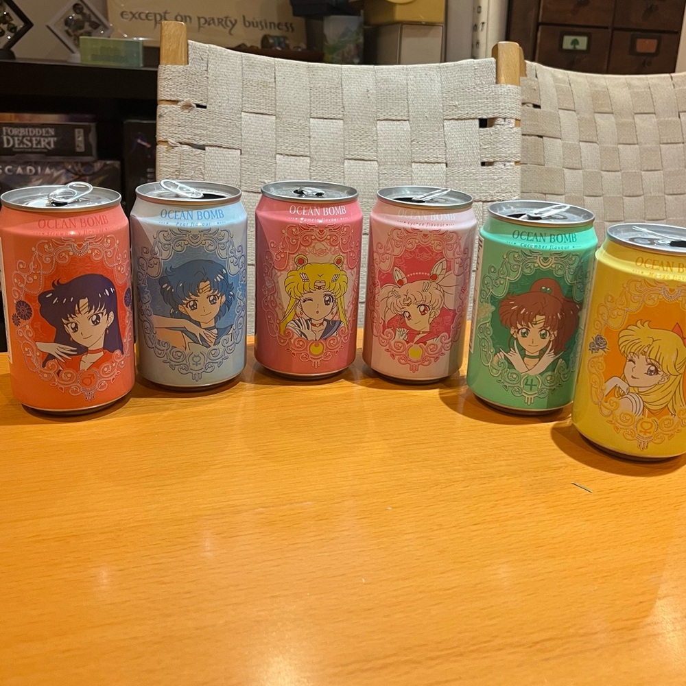 Sailor Moon Ocean Bomb Soda Cans Set